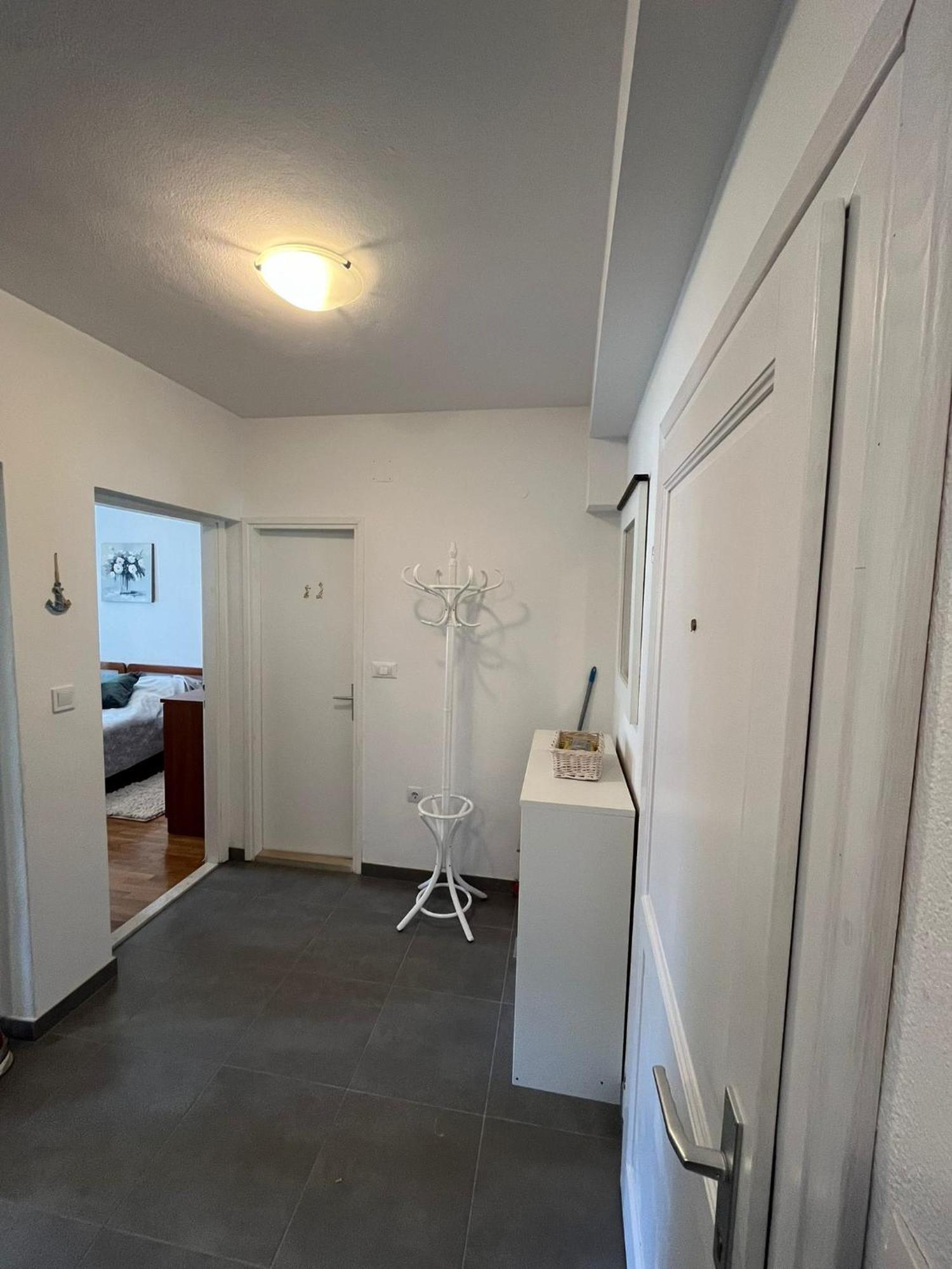 Main Street Apartment Ston Exterior foto